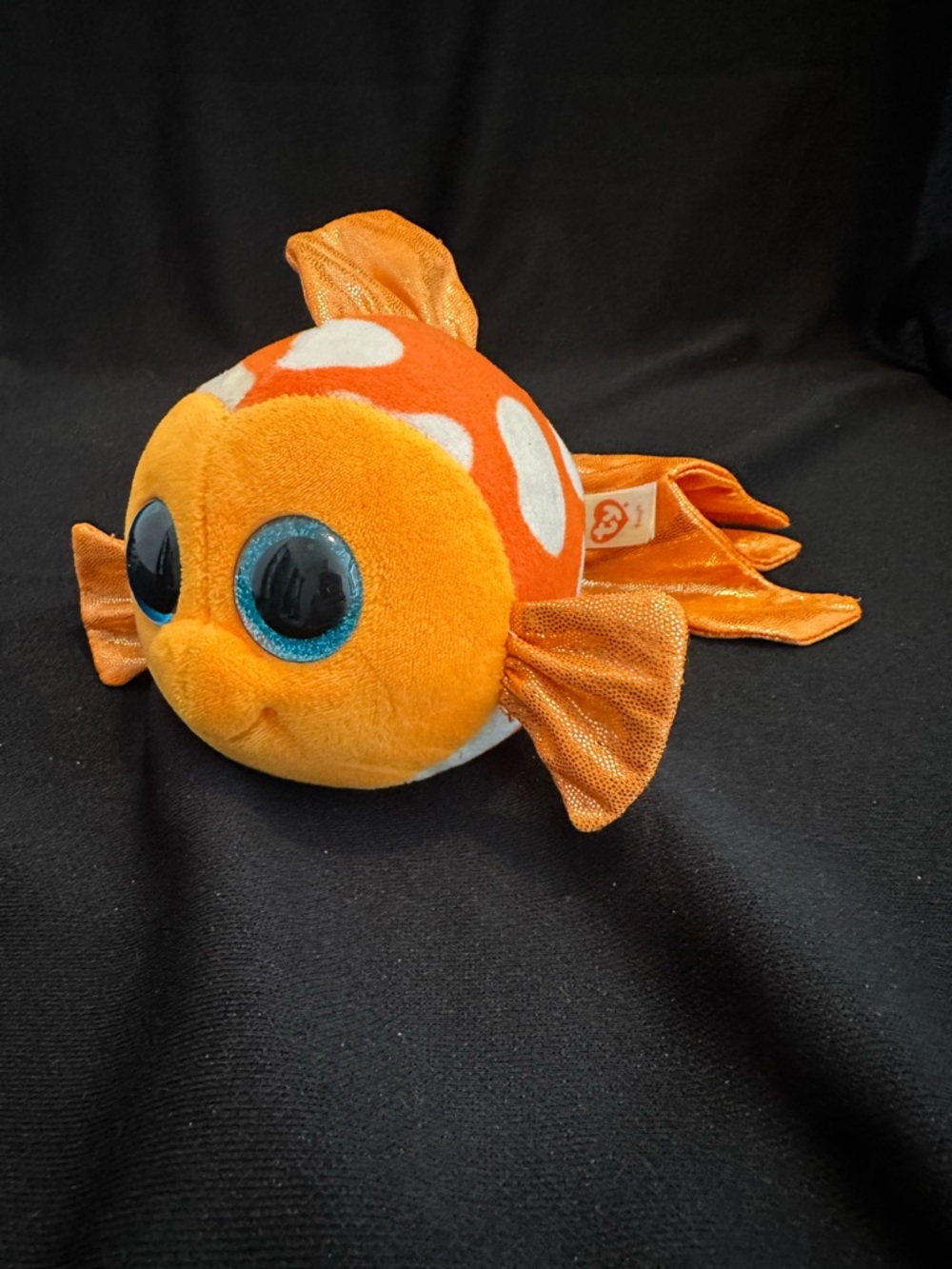 Ty Beanie Boos ‘Sami’ Orange White Polka Dot Fish Plush with Blue Sparkle Eyes